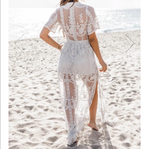 Pink Lily Crossing Paths Lace Maci Grey Romper NWT - Picture 2 of 12